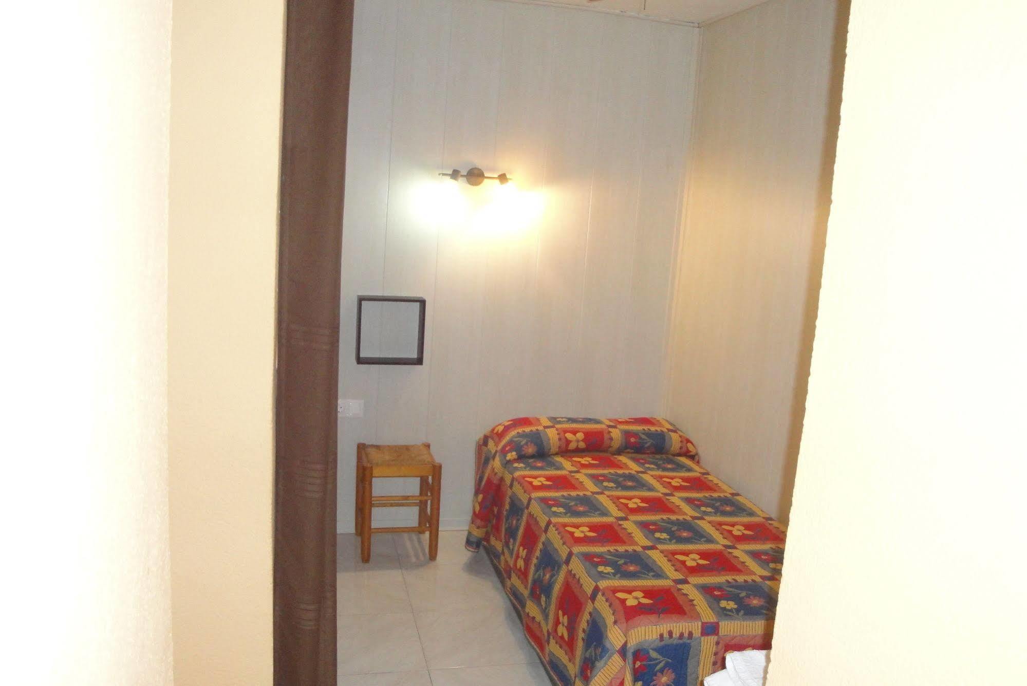 Hostal Cristina Denia Luaran gambar